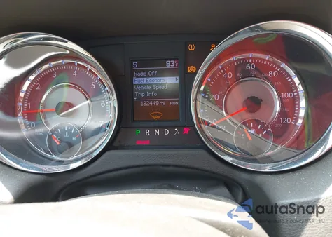 2011 Chrysler Town & Country Touring from USA, damaged, VIN 2A4RR5DG5BR615308